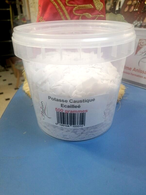 potasse caustique écaillé 2500 grammes