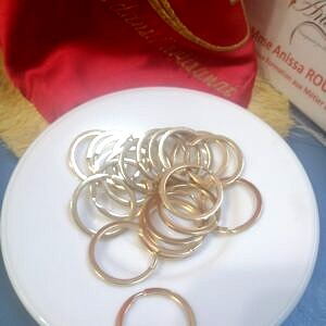 10 anneaux porte clef doree